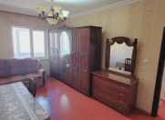 Satılır 3 otaqlı 86 m2 köhnə tikili Xalqlar Dostluğu m.