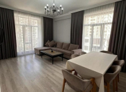 Satılır 2 otaqlı 78 m2 yeni tikili 8 Noyabr m.
