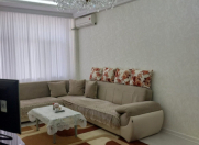Satılır 4 otaqlı 130 m2 yeni tikili Yeni Yasamal