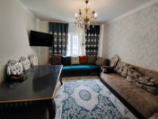 Satılır 3 otaqlı 80 m2 köhnə tikili Şah İsmayıl Xətai m.