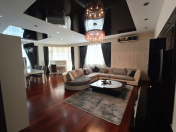 Satılır 4 otaqlı 220 m2 yeni tikili Nəsimi r.