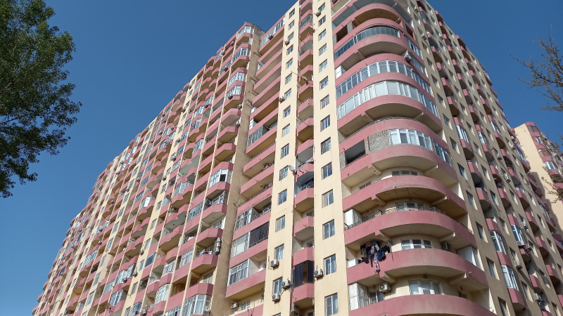 Satılır 3 otaqlı 100 m2 yeni tikili Əhmədli