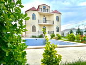 Satılır 6 otaqlı 350 m2 villa Mərdəkan