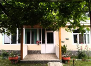İcarəyə verilir 3 otaqlı 180 m2 bağ evi Qəbələ