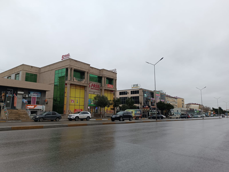 Satılır 9 otaqlı 1500 m2 obyekt 7 mkr