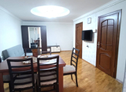 Satılır 2 otaqlı 45 m2 köhnə tikili Gənclik m.