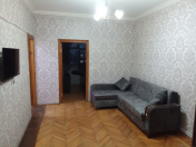 İcarəyə verilir 2 otaqlı 60 m2 köhnə tikili 20 yanvar m.