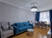 Satılır 3 otaqlı 90 m2 köhnə tikili Əhmədli m.