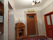 Satılır 4 otaqlı 50 m2 həyət evi Əmircan