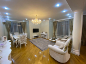 Satılır 3 otaqlı 130 m2 yeni tikili Yasamal r.