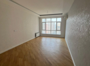 Satılır 2 otaqlı 85 m2 yeni tikili 8 Noyabr m.