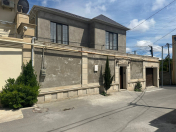Satılır 5 otaqlı 170 m2 həyət evi Bakıxanov