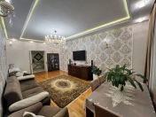 Satılır 3 otaqlı 130 m2 yeni tikili Nəsimi m.