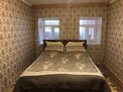 Satılır 4 otaqlı 2200 m2 bağ evi Quba