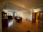Satılır 4 otaqlı 190 m2 yeni tikili Nərimanov r.