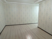 Satılır 2 otaqlı 50 m2 köhnə tikili Həzi Aslanov m.