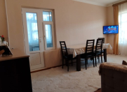 Satılır 3 otaqlı 65 m2 köhnə tikili Neftçilər m.