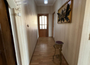 Satılır 2 otaqlı 60 m2 köhnə tikili İnşaatçılar m.