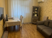 Satılır 3 otaqlı 70 m2 köhnə tikili Əhmədli m.