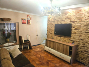 Satılır 2 otaqlı 55 m2 köhnə tikili İnşaatçılar m.