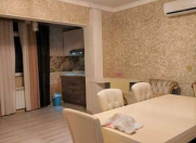 Satılır 2 otaqlı 45 m2 köhnə tikili Elmlər Akademiyası m.