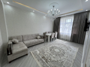 Satılır 2 otaqlı 70 m2 yeni tikili Memar Əcəmi m.