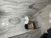 Satılır 3 otaqlı 130 m2 obyekt Keşlə bazarı