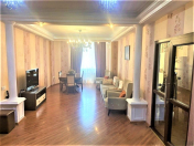 Satılır 3 otaqlı 120 m2 yeni tikili İnşaatçılar m.