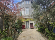 Satılır 5 otaqlı 280 m2 villa Badamdar