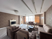 Satılır 3 otaqlı 140 m2 yeni tikili Şah İsmayıl Xətai m.