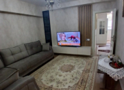 Satılır 3 otaqlı 90 m2 köhnə tikili Gənclik m.
