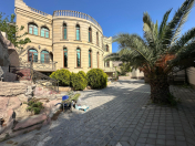 İcarəyə verilir 7 otaqlı 400 m2 villa Həzi Aslanov m.