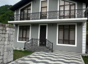 İcarəyə verilir 5 otaqlı 140 m2 həyət evi Qax