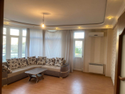 Satılır 3 otaqlı 145 m2 yeni tikili İnşaatçılar m.