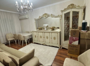 Satılır 3 otaqlı 90 m2 köhnə tikili Xətai r.