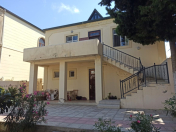 Satılır 8 otaqlı 350 m2 həyət evi Badamdar