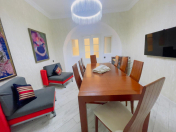 Satılır 2 otaqlı 55 m2 köhnə tikili Sahil m.
