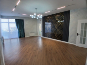 Satılır 3 otaqlı 130 m2 yeni tikili Xətai r.