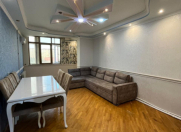 Satılır 3 otaqlı 85 m2 köhnə tikili Gənclik m.