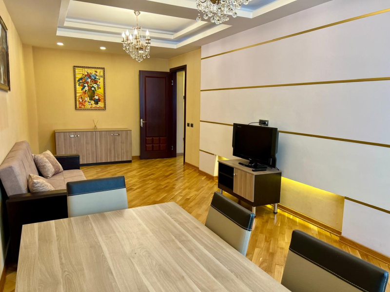Satılır 2 otaqlı 92 m2 yeni tikili 20 yanvar m.