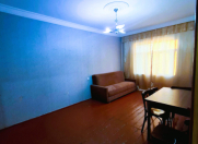 İcarəyə verilir 2 otaqlı 51 m2 köhnə tikili Y.Günəşli