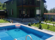 İcarəyə verilir 4 otaqlı 100 m2 həyət evi Qax