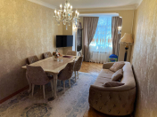 Satılır 5 otaqlı 105 m2 köhnə tikili Neftçilər m.