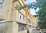 Satılır 2 otaqlı 50 m2 köhnə tikili Həzi Aslanov m.