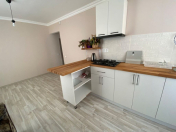 İcarəyə verilir 2 otaqlı 40 m2 köhnə tikili 8 mkr