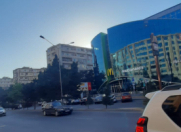 Satılır 3 otaqlı 85 m2 köhnə tikili Bakıxanov