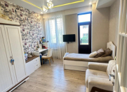 Satılır 3 otaqlı 130 m2 yeni tikili Gənclik m.