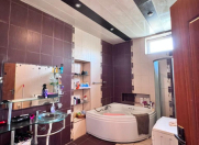 Satılır 15 otaqlı 560 m2 həyət evi Badamdar