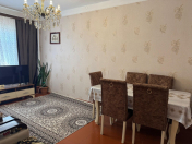 Satılır 2 otaqlı 67 m2 köhnə tikili Həzi Aslanov m.