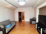 Satılır 3 otaqlı 141 m2 yeni tikili Memar Əcəmi m.